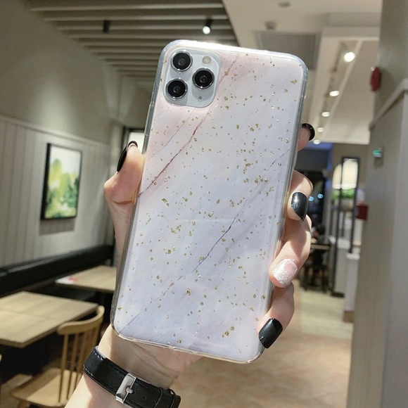 [⚠️Clearance] NEW iPhone XR Gold Foil case - Picture 2 of 5